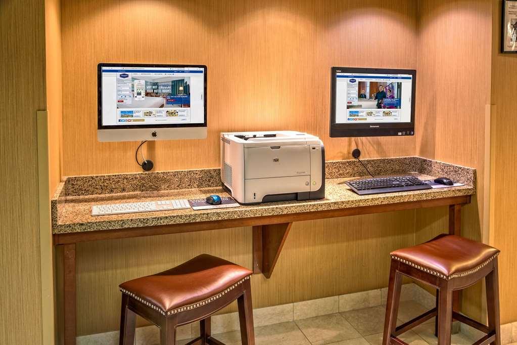 ハンプトン イン グリーンズバーグ 設備 写真